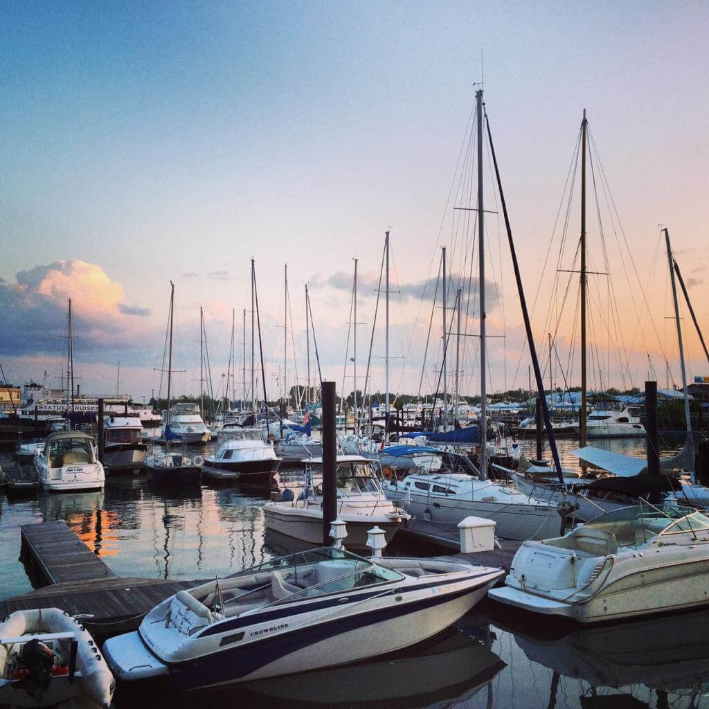  photo jersey_city_marina.jpg